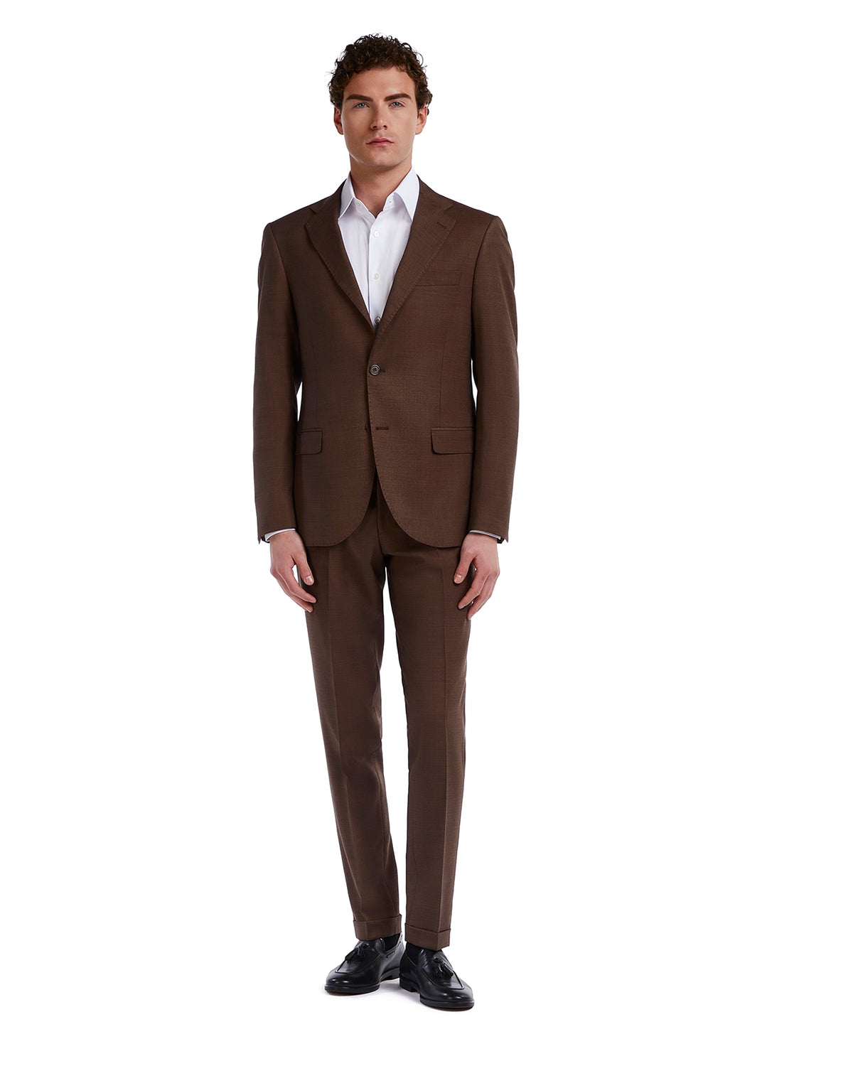 Men's brown tailored suit, made of premium fabric, featuring a single-button blazer and slim-fit trousers.