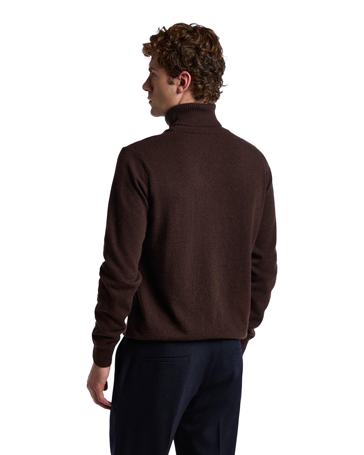 Lee turtleneck in dark brown cashmere blend
