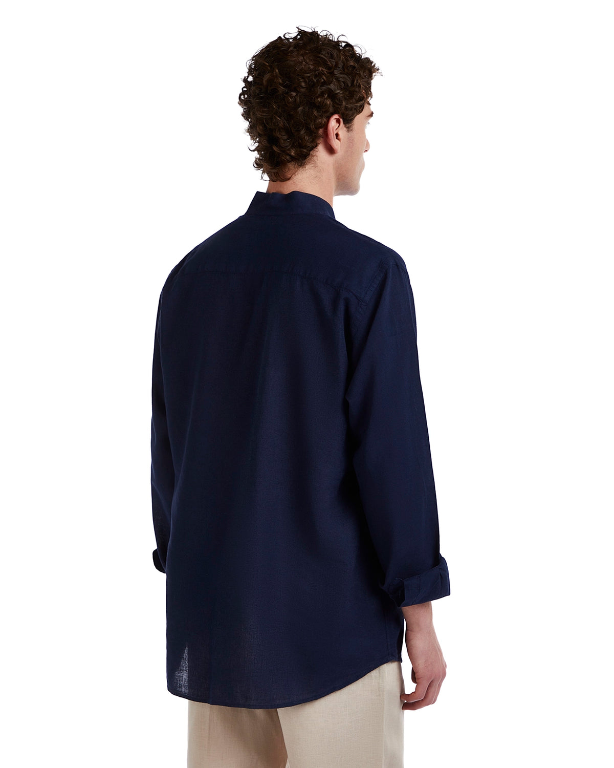 Navy blue long-sleeve shirt for men, made from lightweight cotton, featuring a relaxed fit and roll-up sleeves.