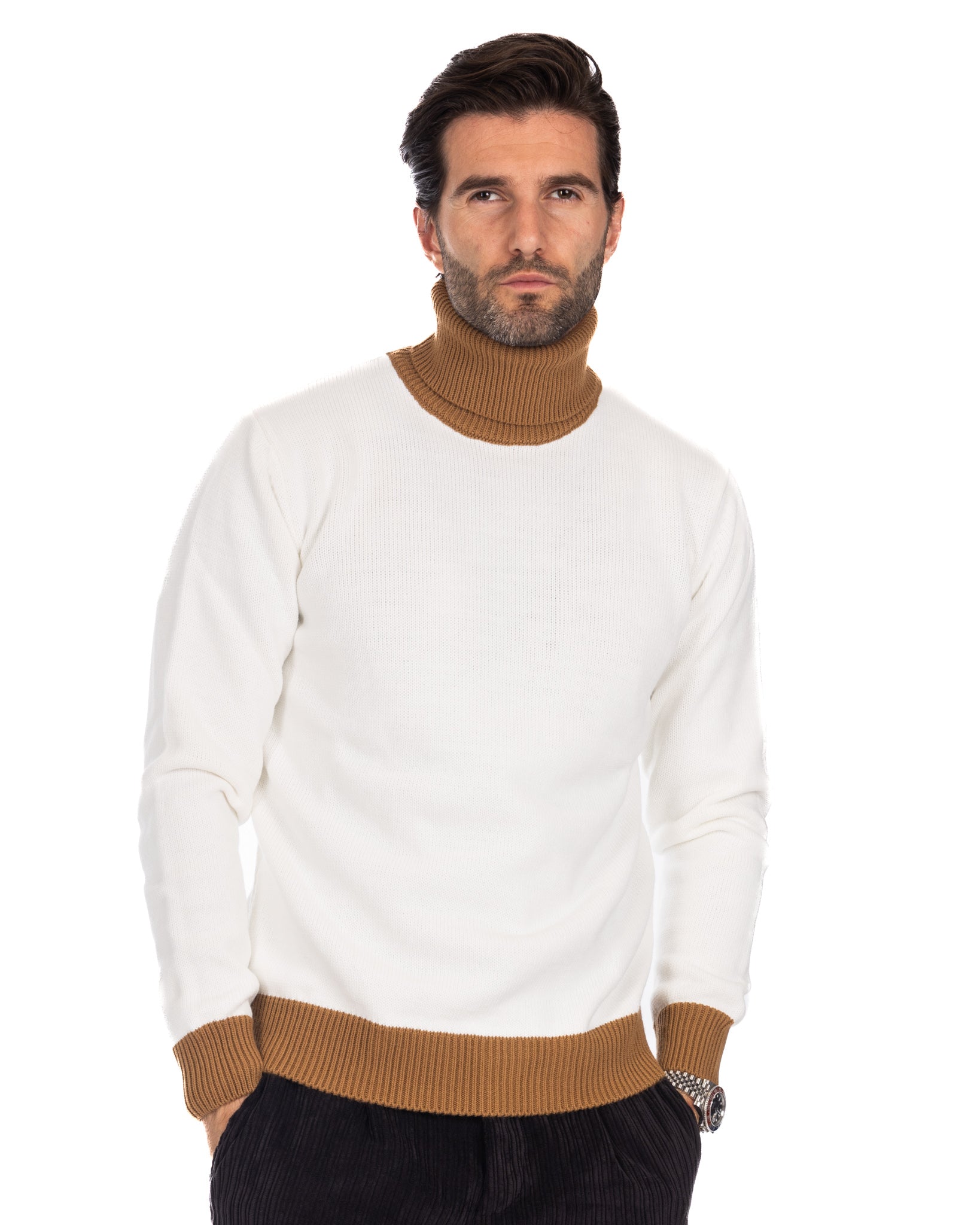 Tom - cream and camel turtleneck