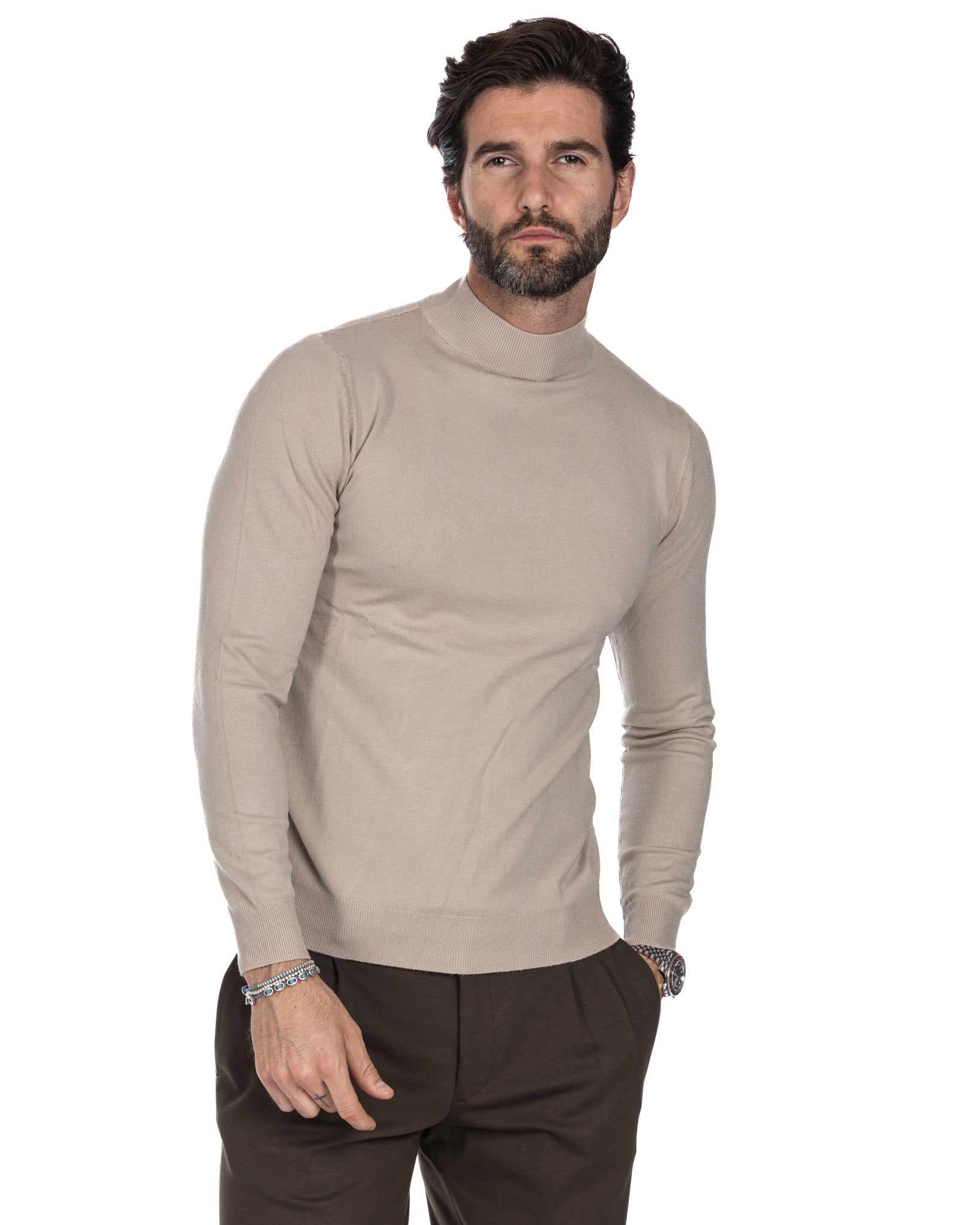 Basic beige turtleneck