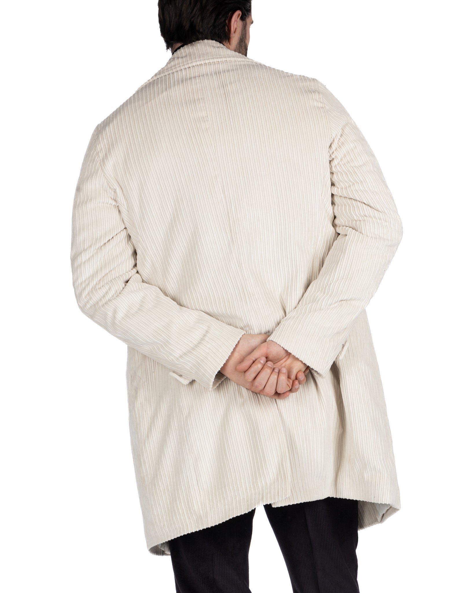 Clément - double-breasted cream in red velvet
