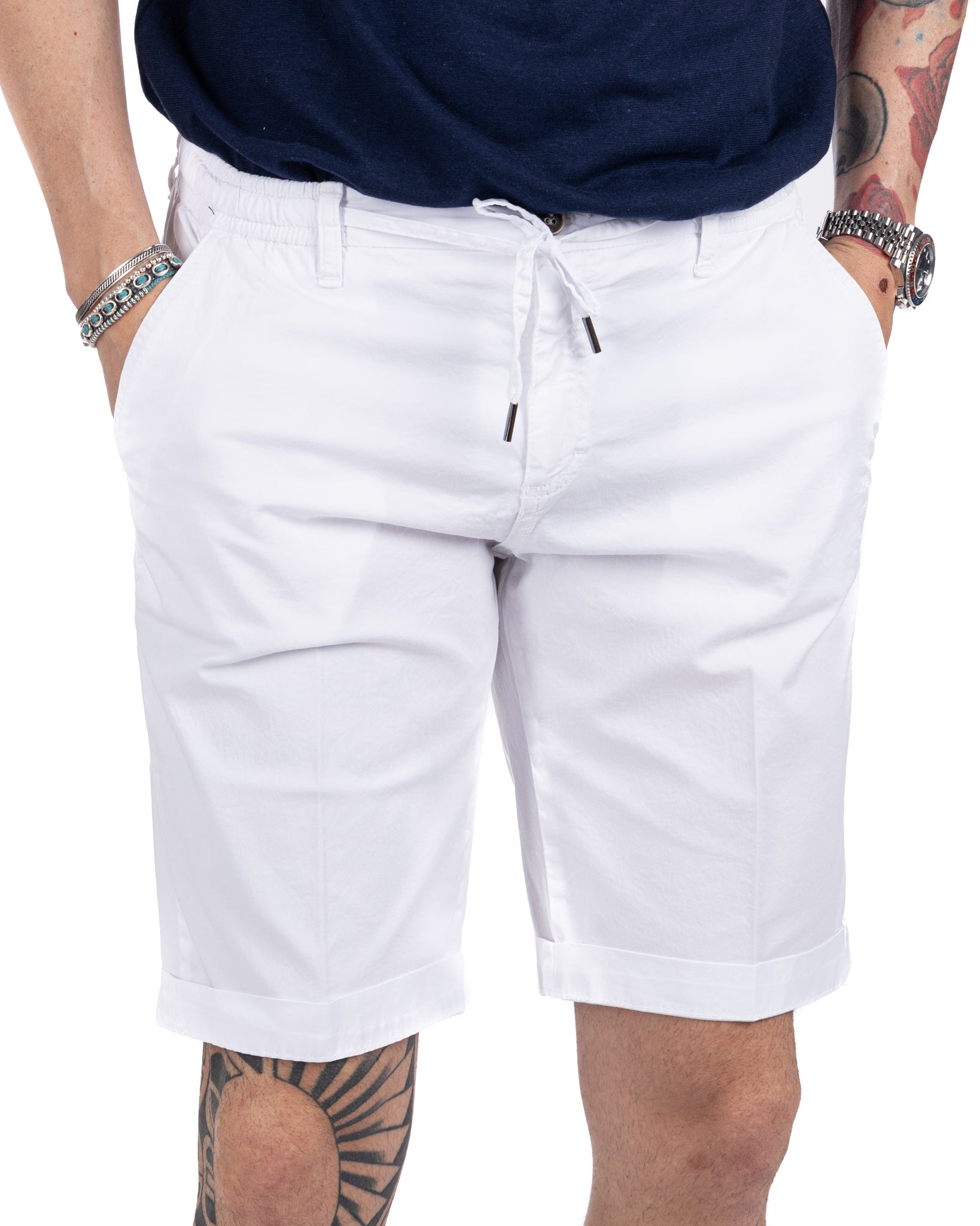Barbuda - white cotton Bermuda shorts