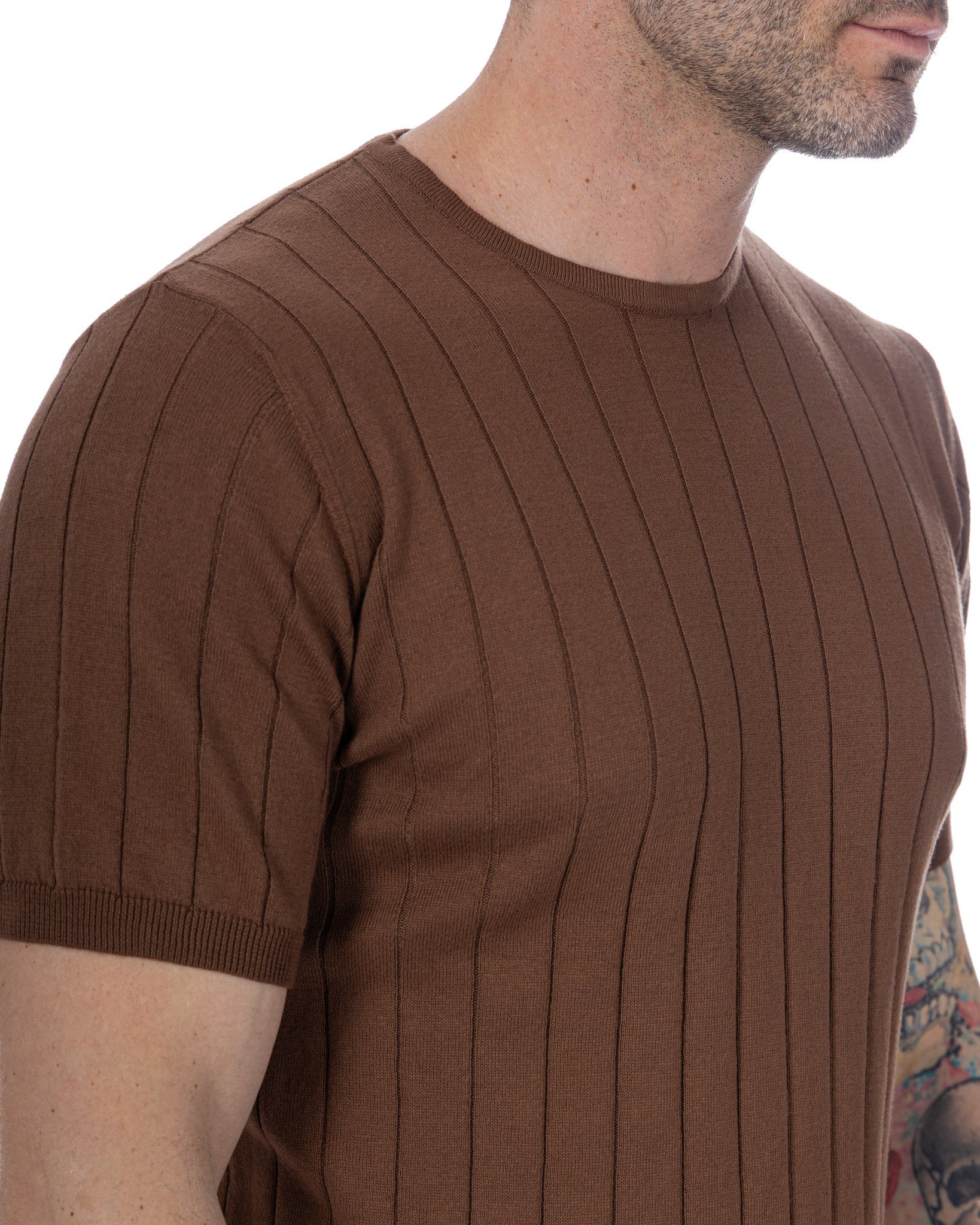 Adriano - dark brown ribbed knit t-shirt
