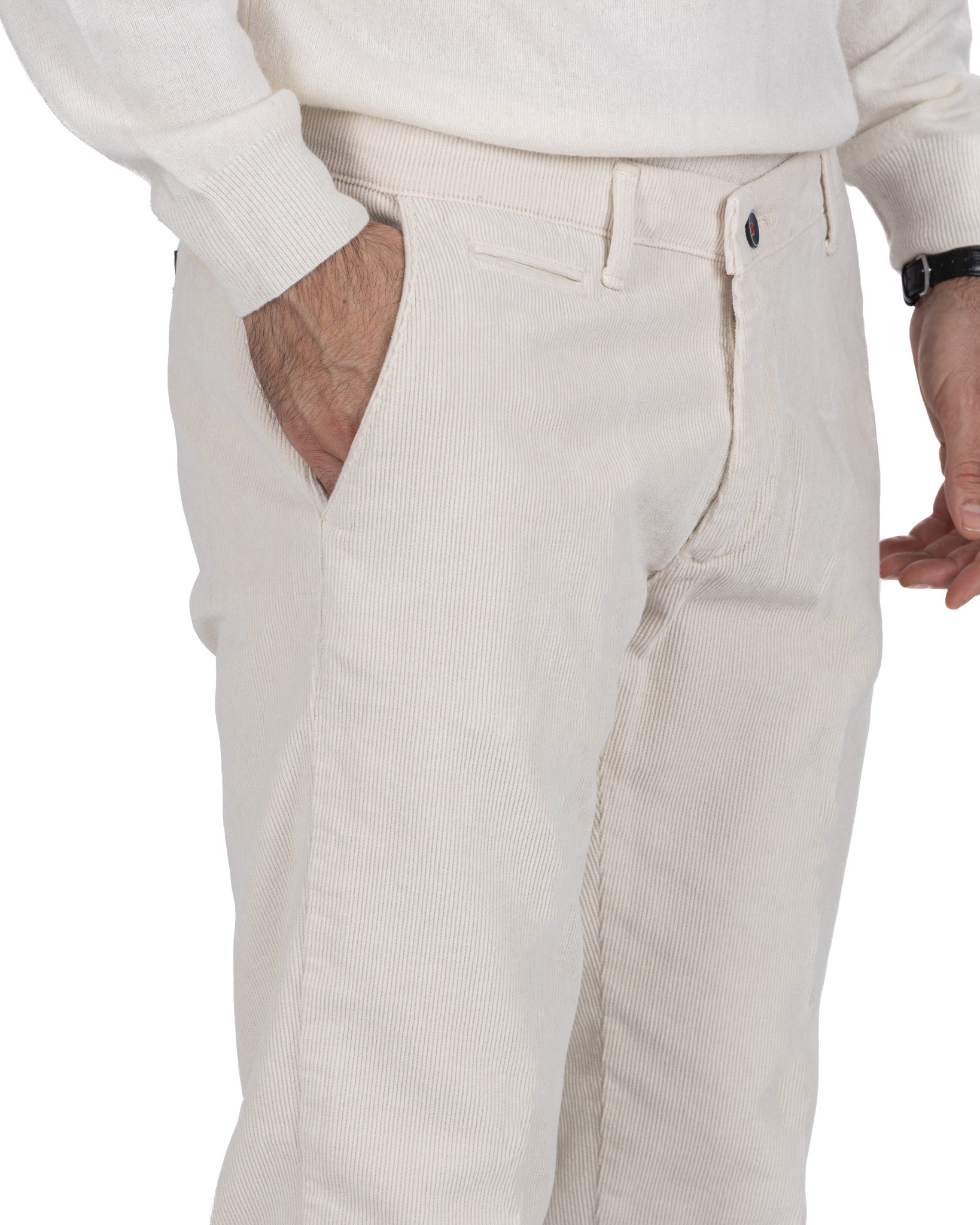 Harlan trousers in cream velvet