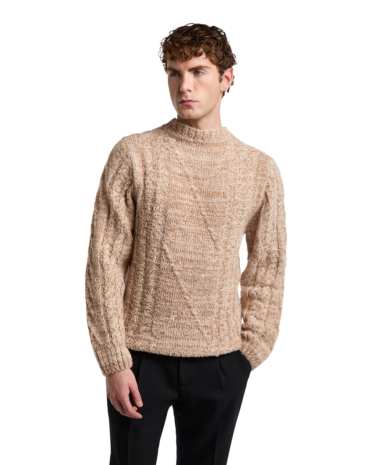Gargantilla Astro over beige