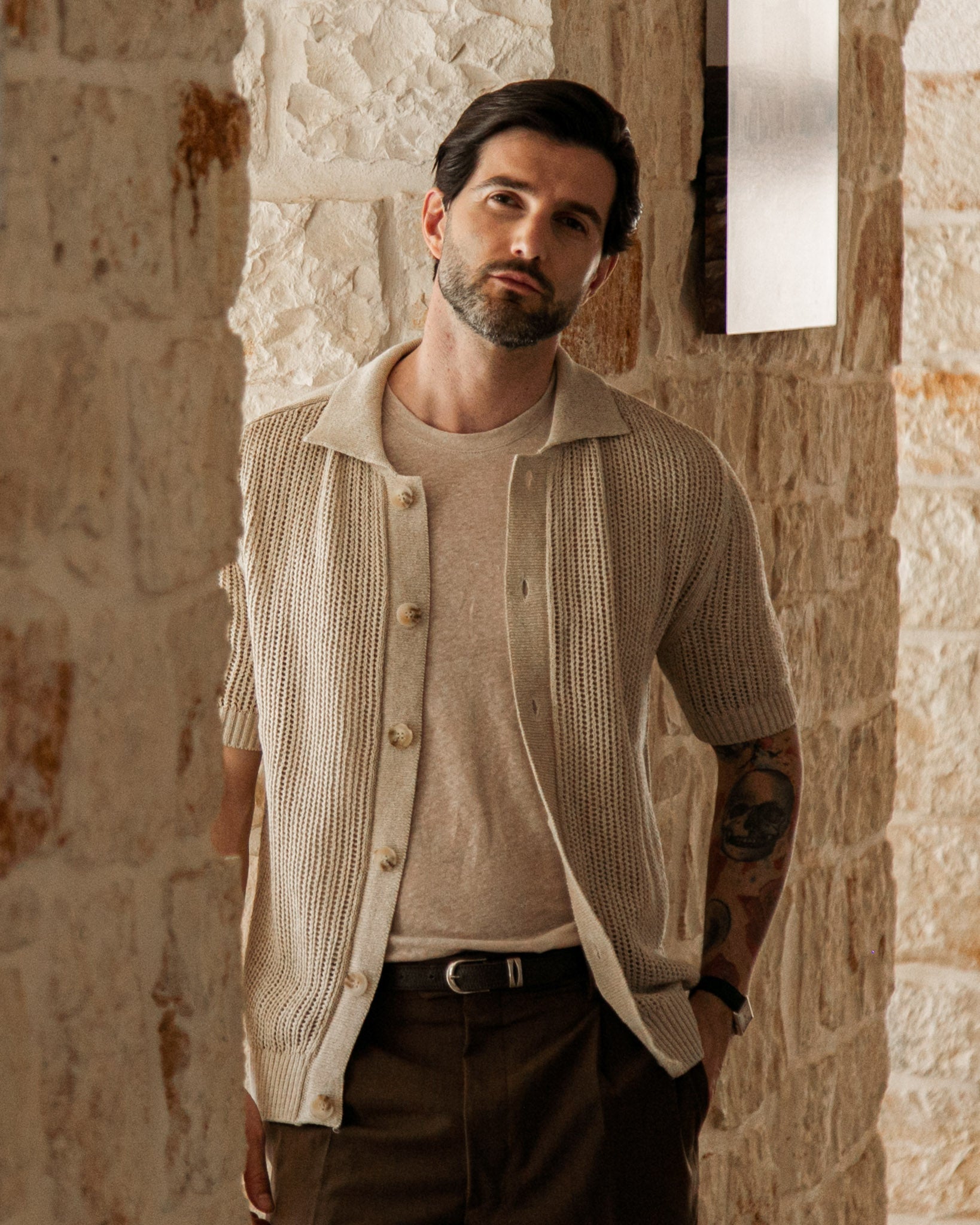 Culebrita - beige perforated shirt