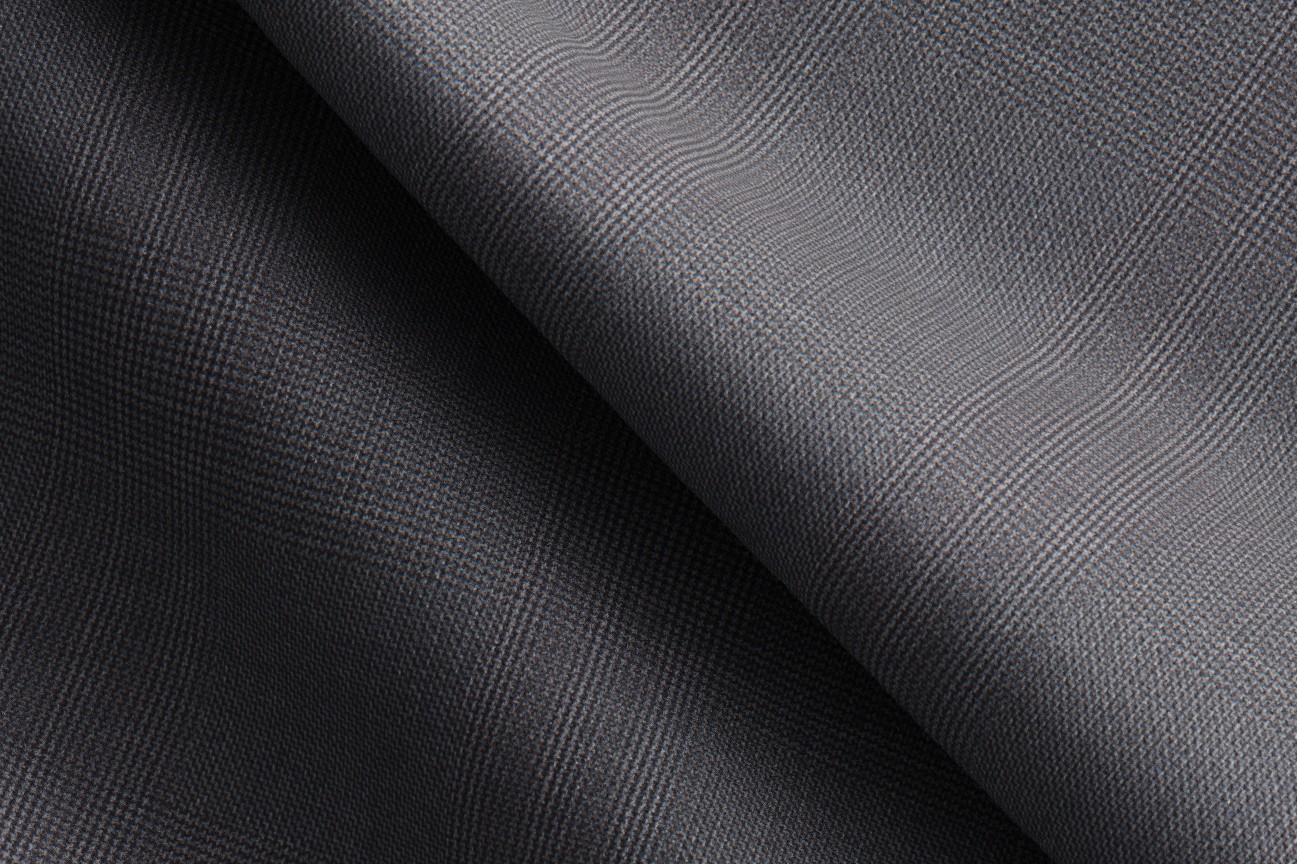 Made to measure wool and silk suit 150s gray Caccioppoli