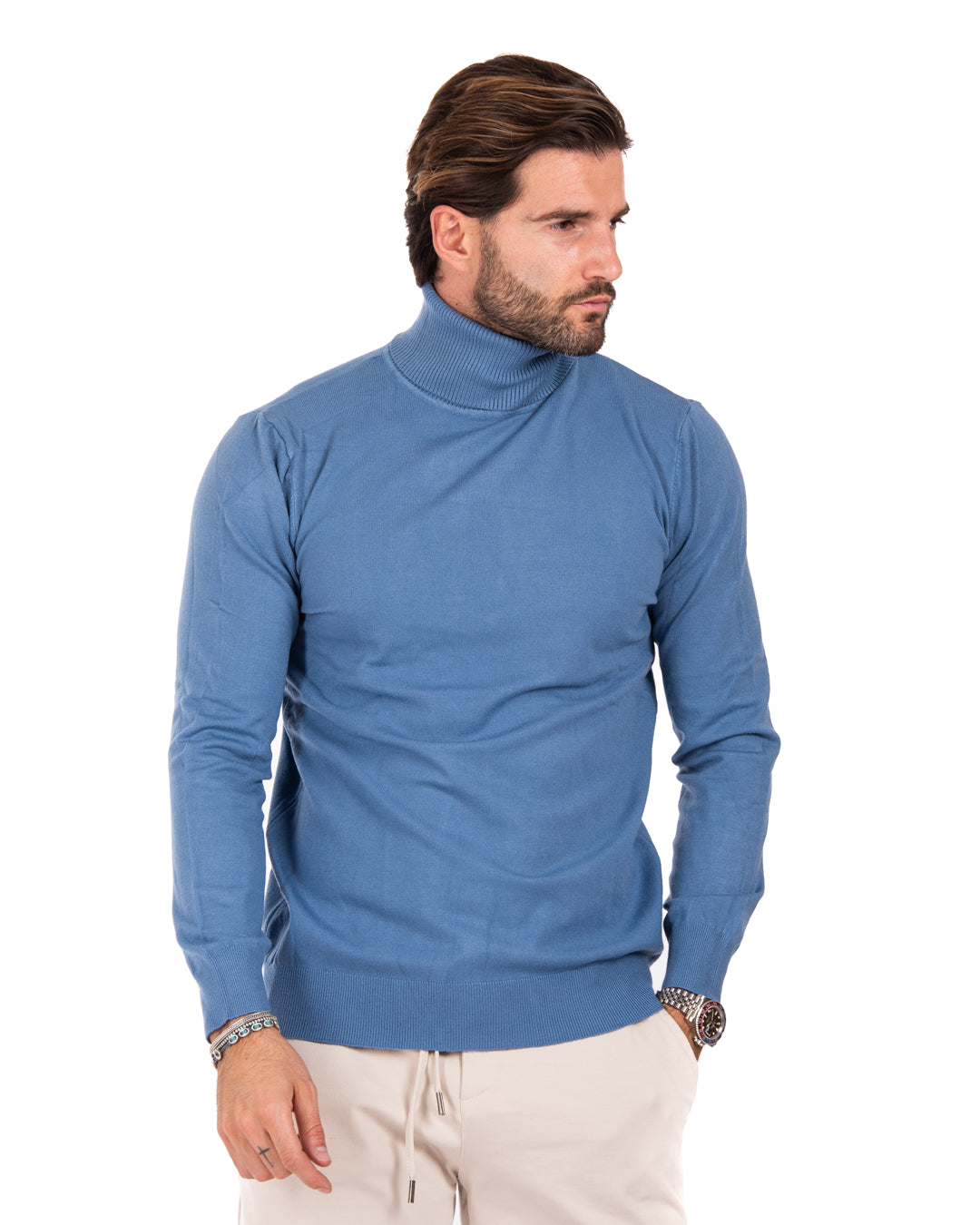 Basic denim turtleneck