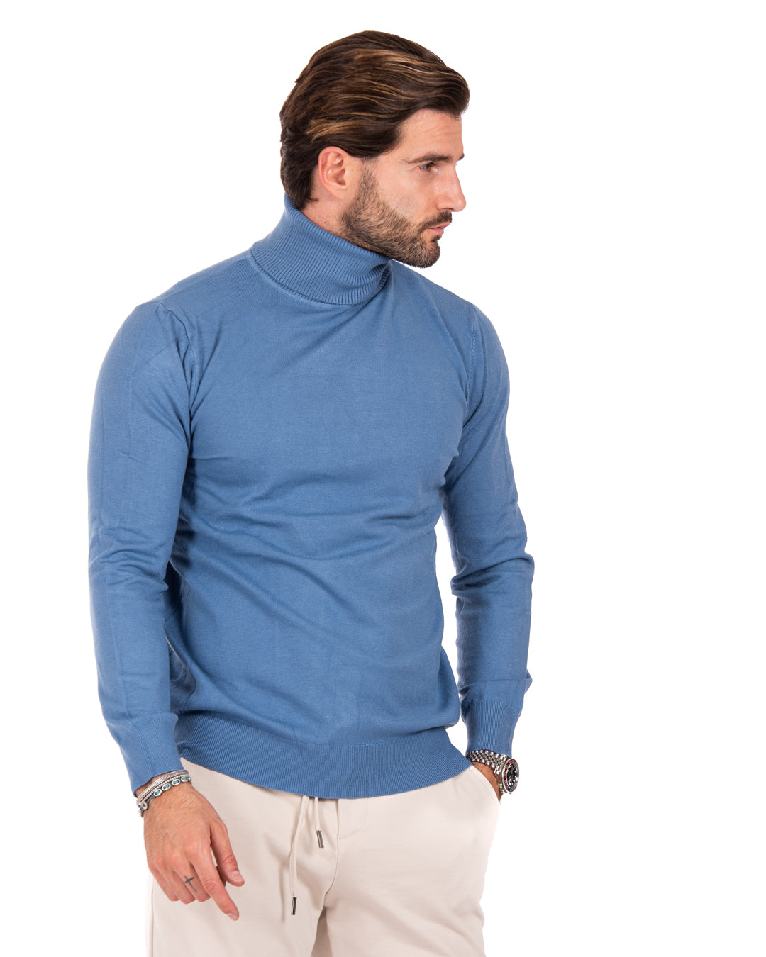 Basic denim turtleneck