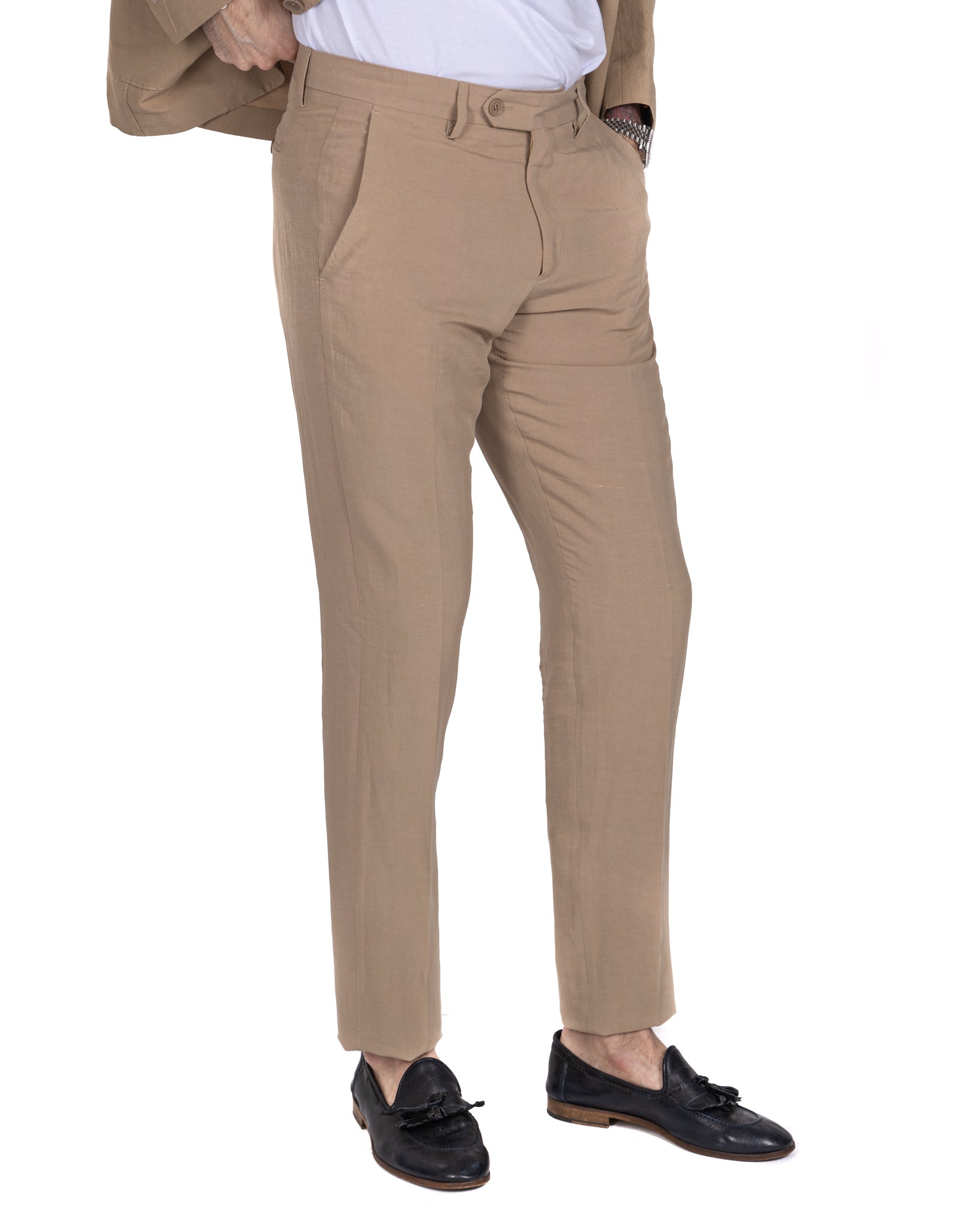 Ventotene - camel single-breasted linen suit