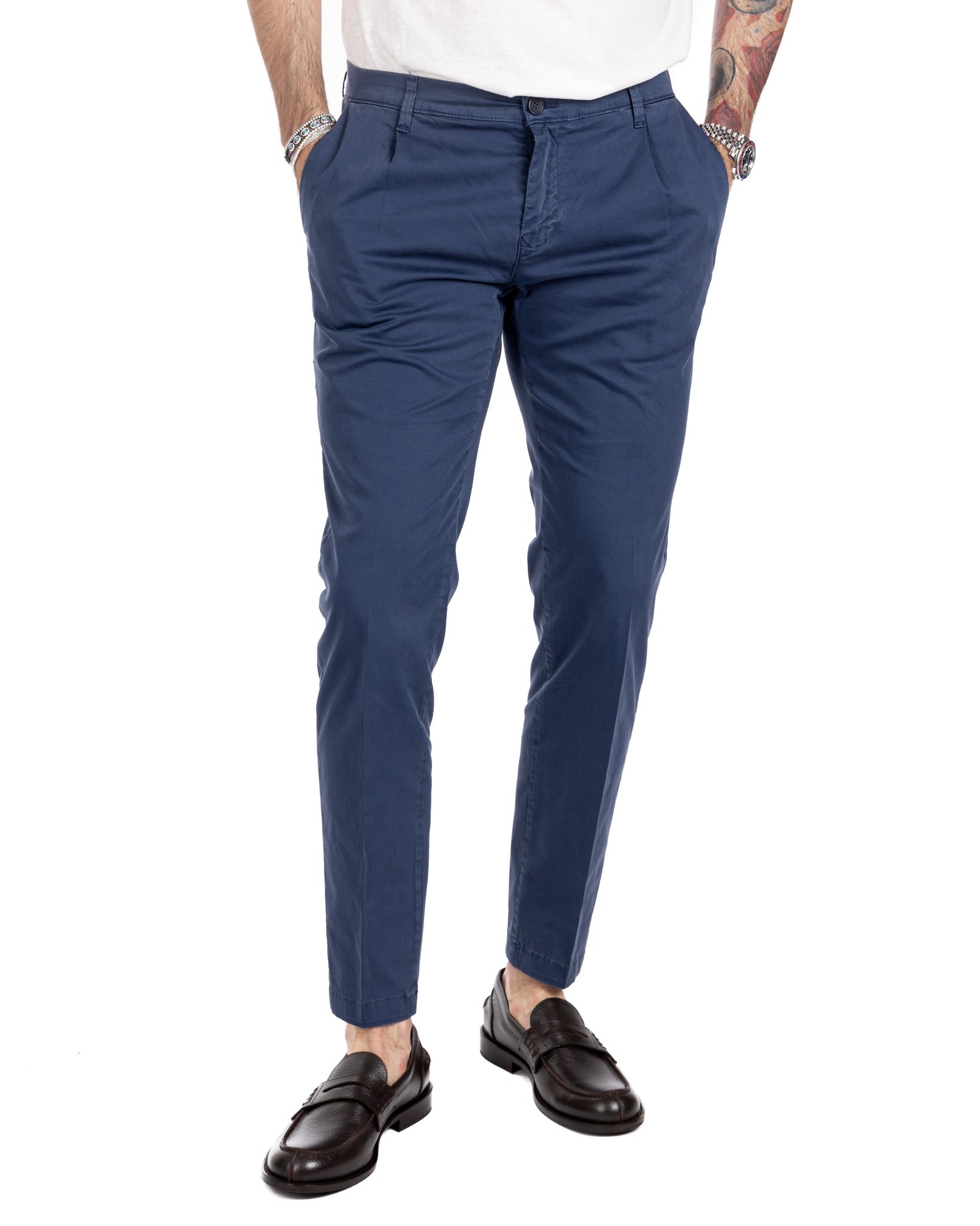 Miles - trousers with blue pleats
