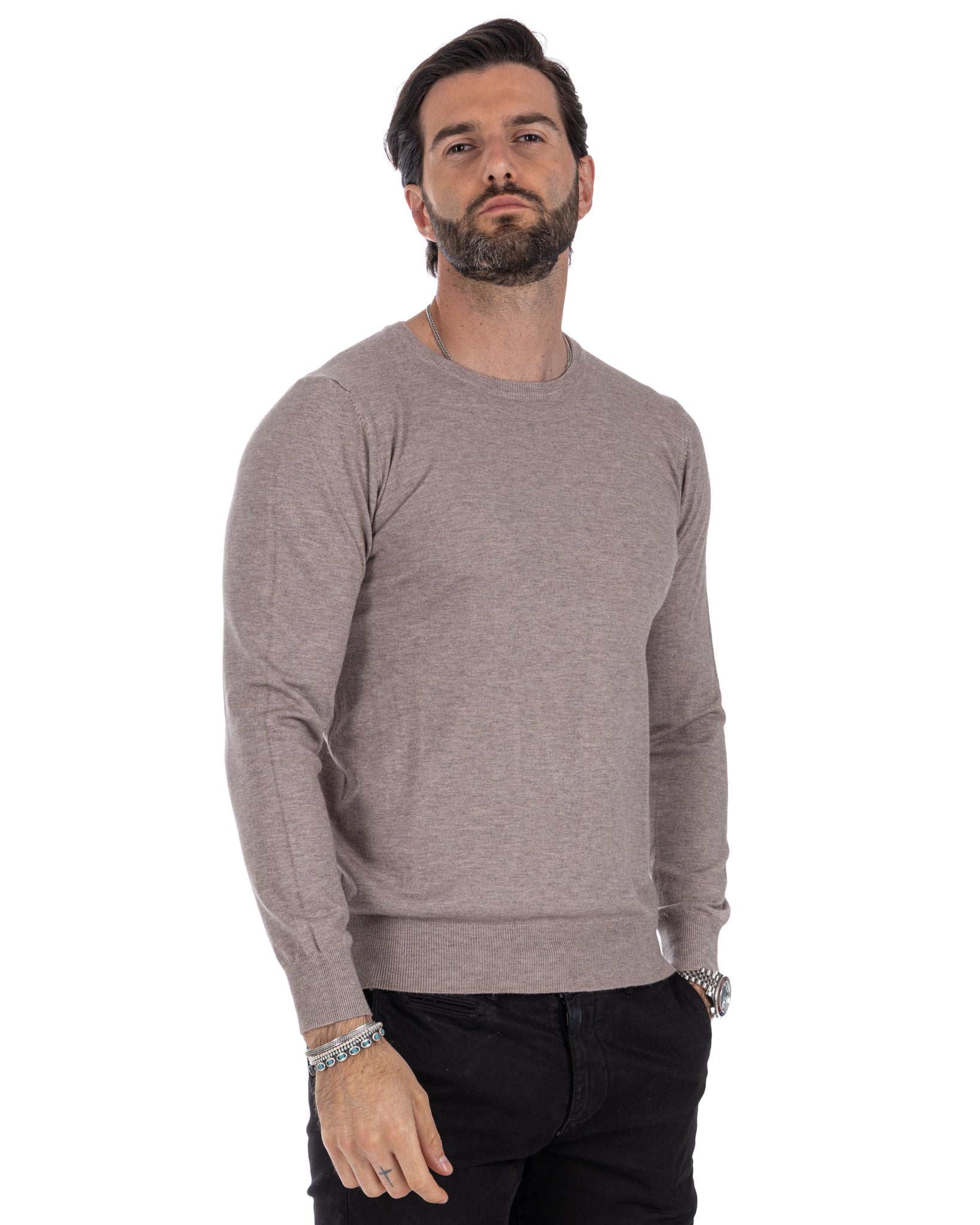 Basic khaki crewneck