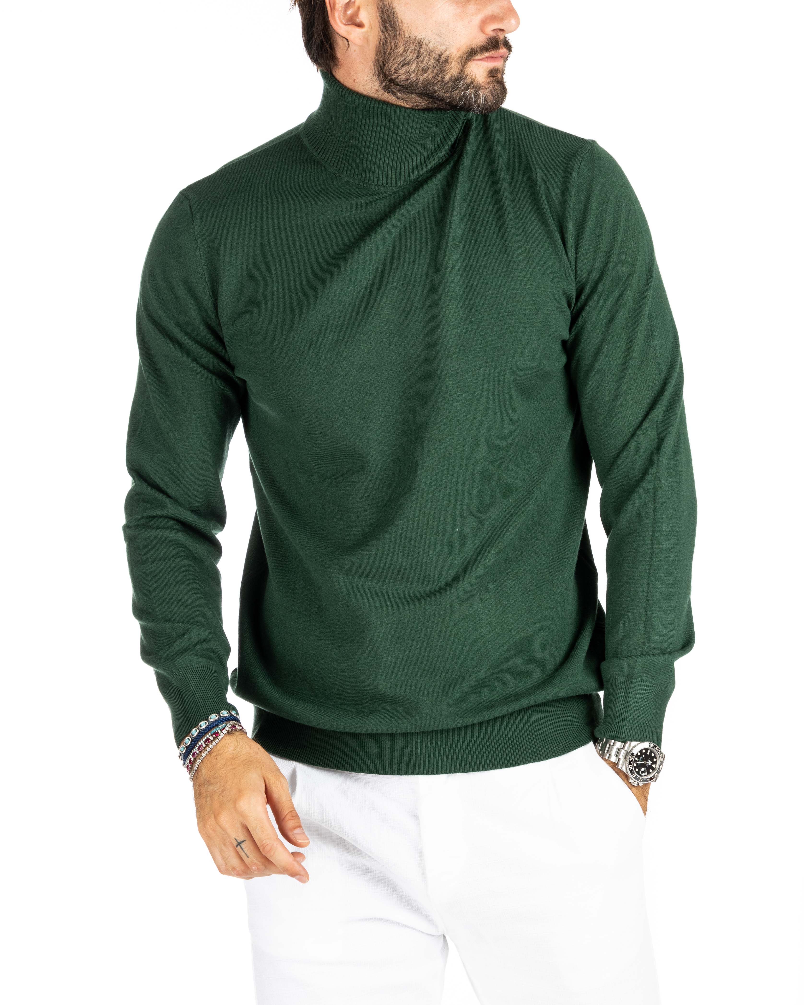 Basic green turtleneck