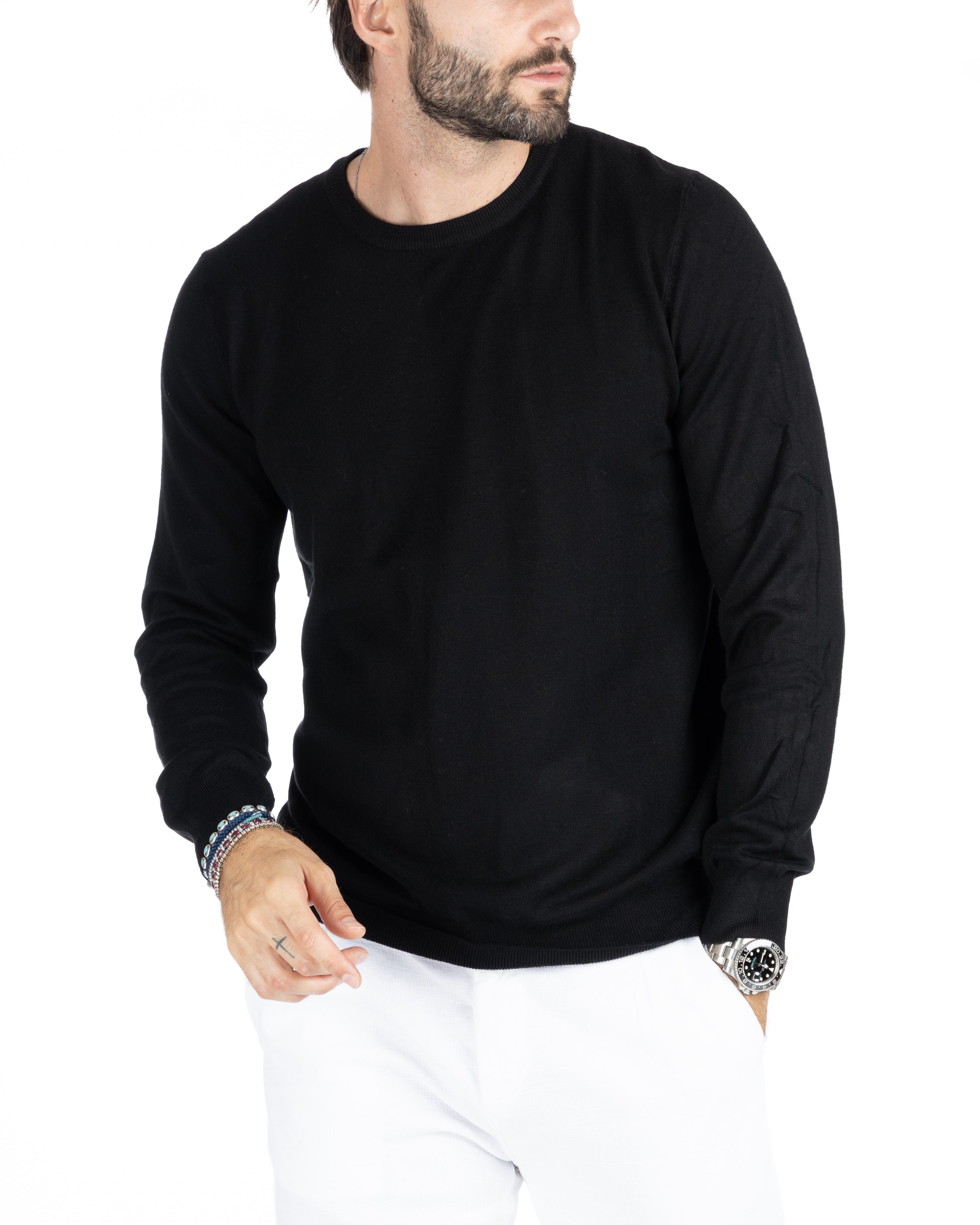 Basic black crewneck