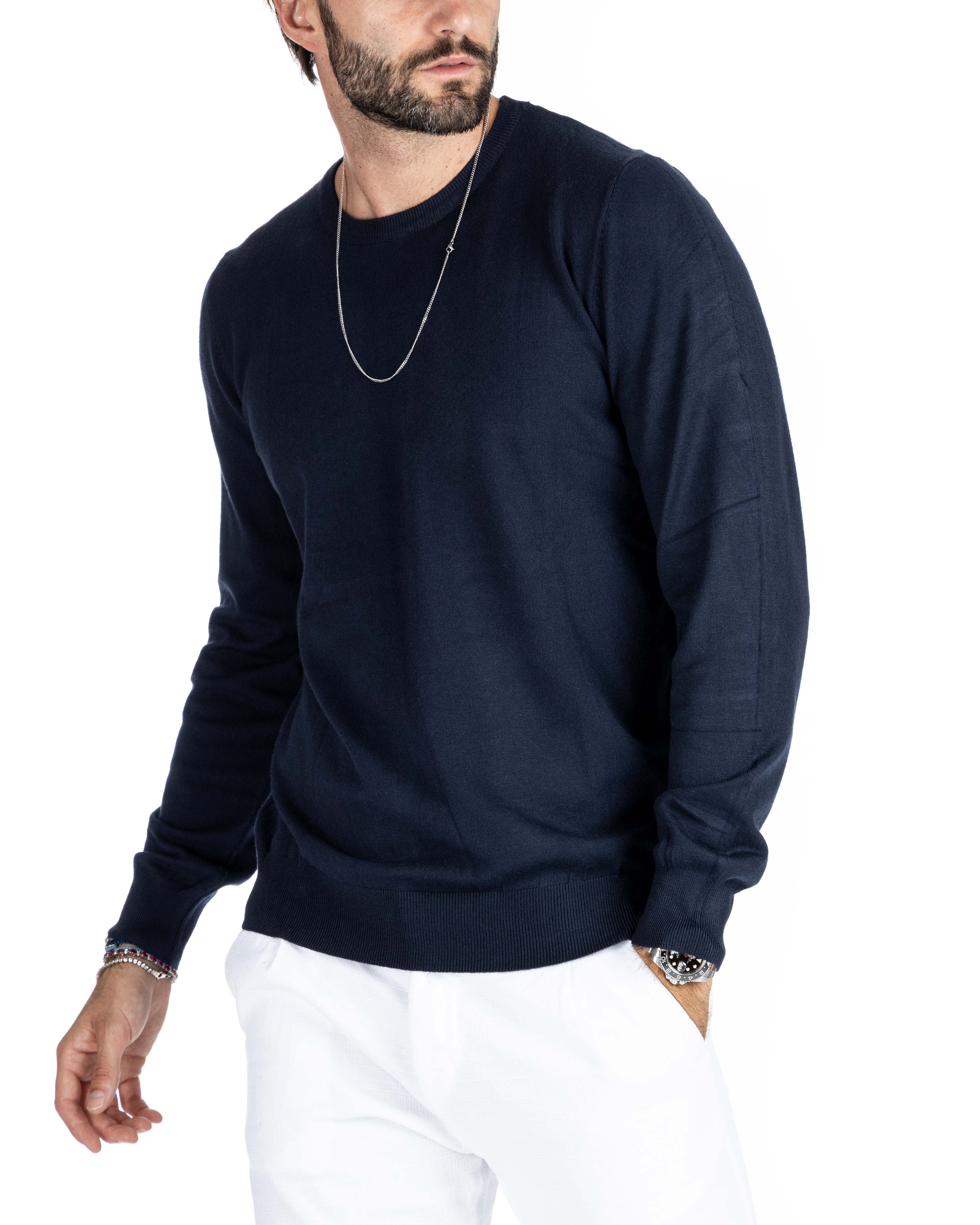 Basic blue crewneck
