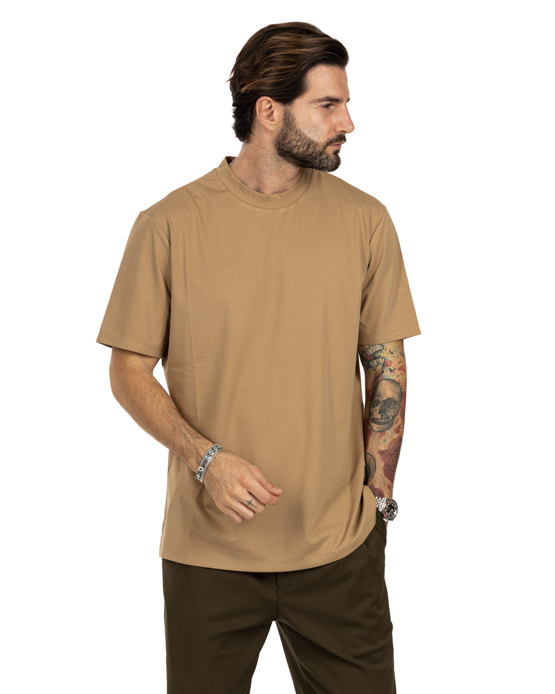 Land - beige half-neck t-shirt