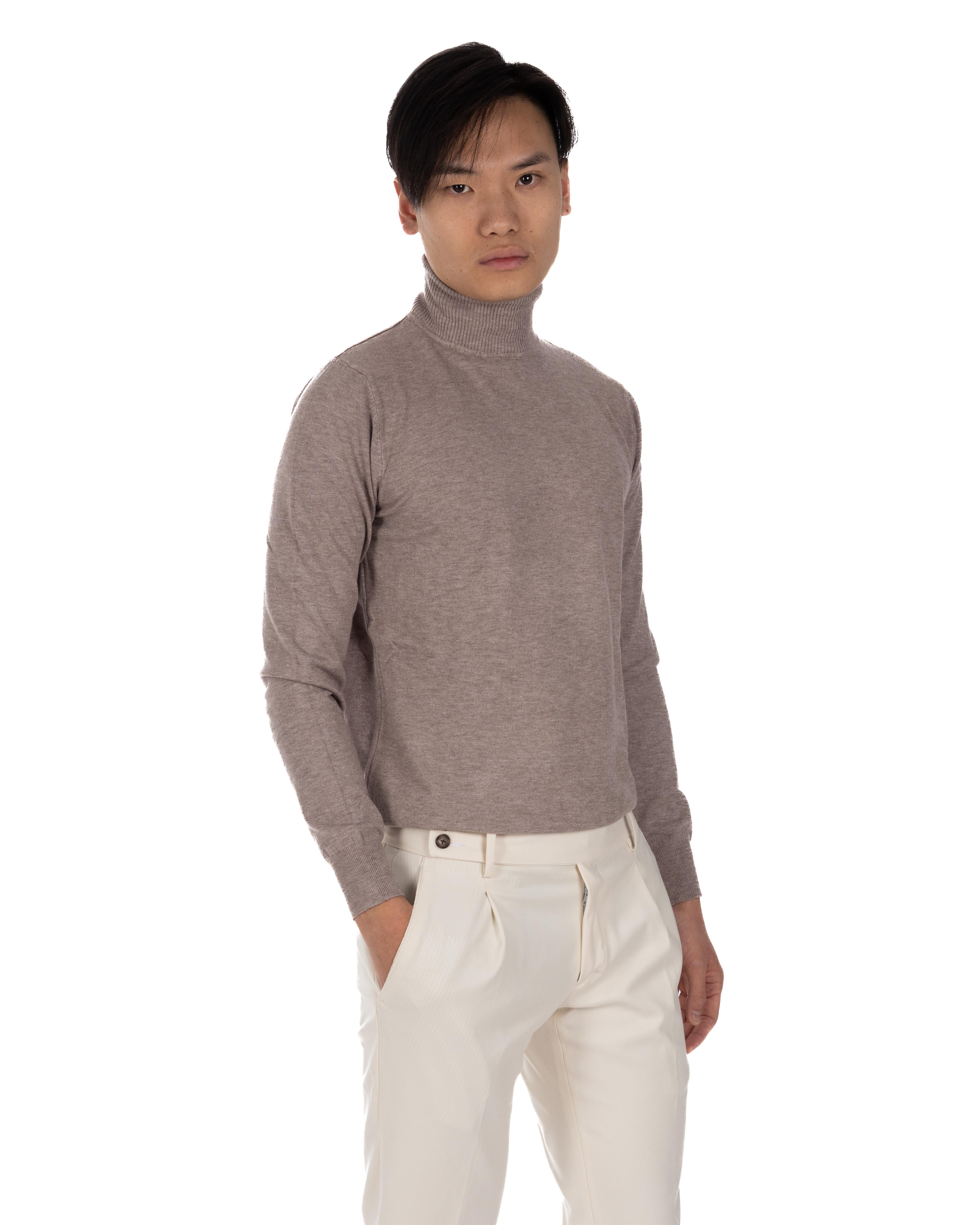 Basic khaki turtleneck