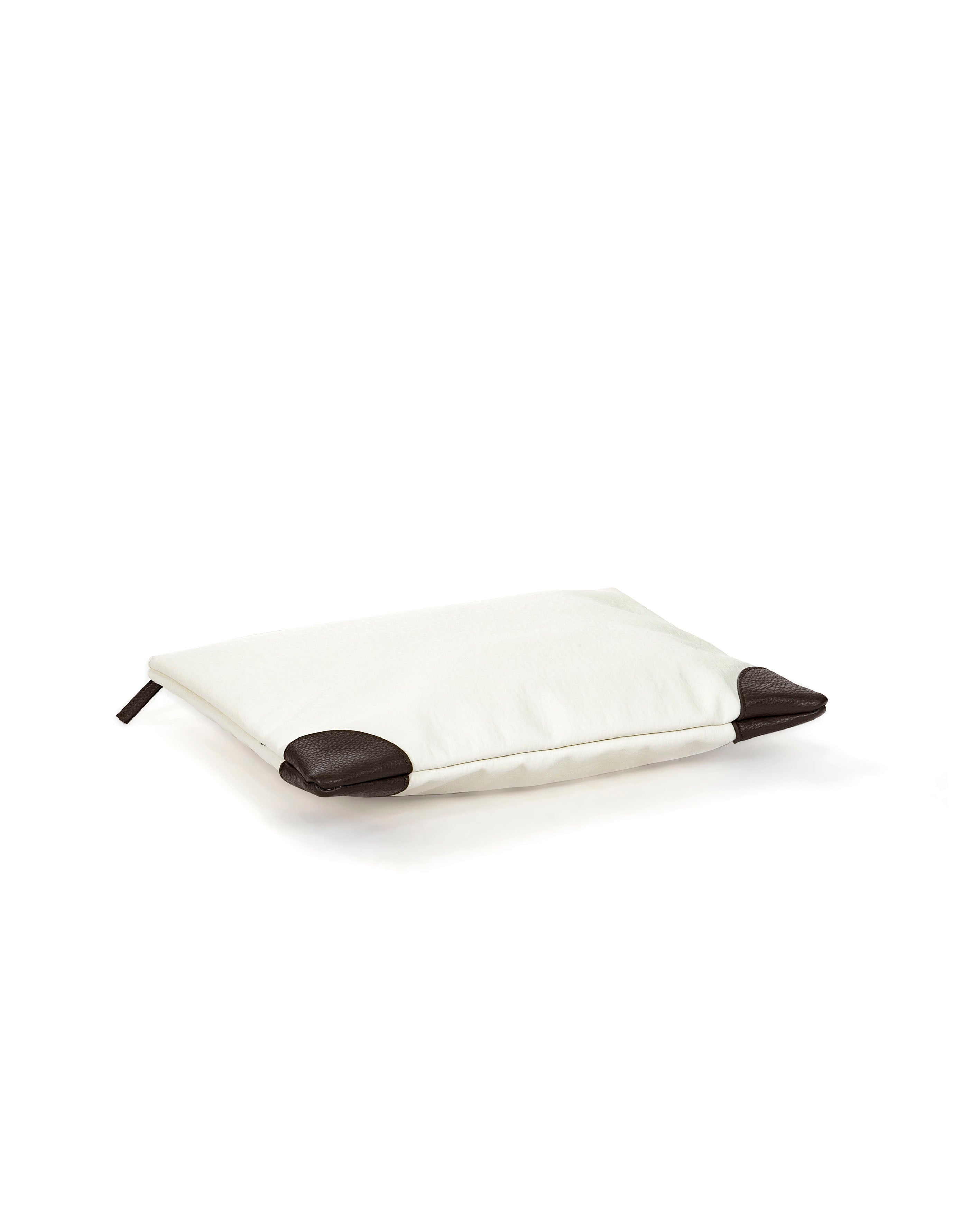 MILLOR - WHITE TECHNICAL CLUTCH