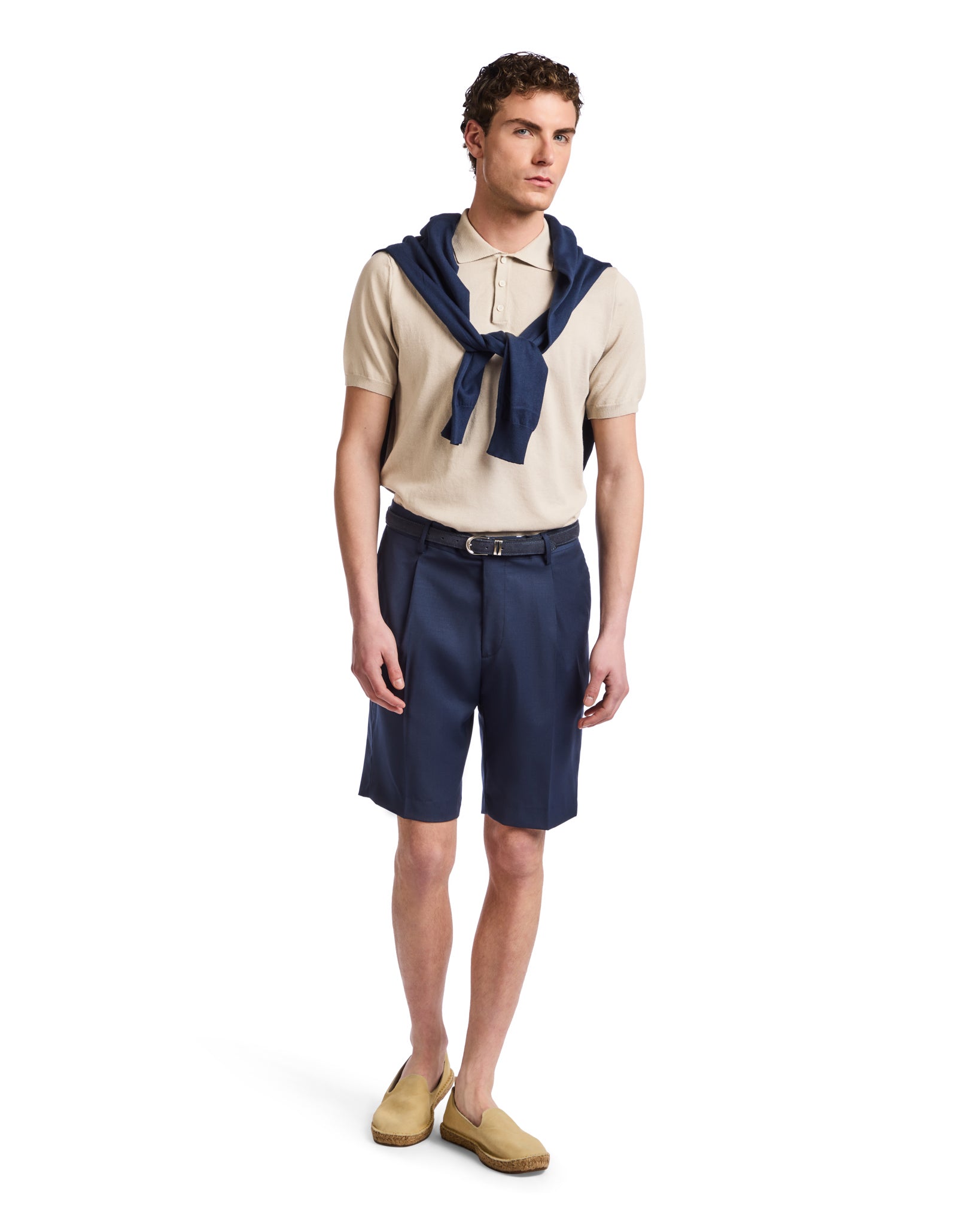 Bermuda Colton vita alta con pinces blu
