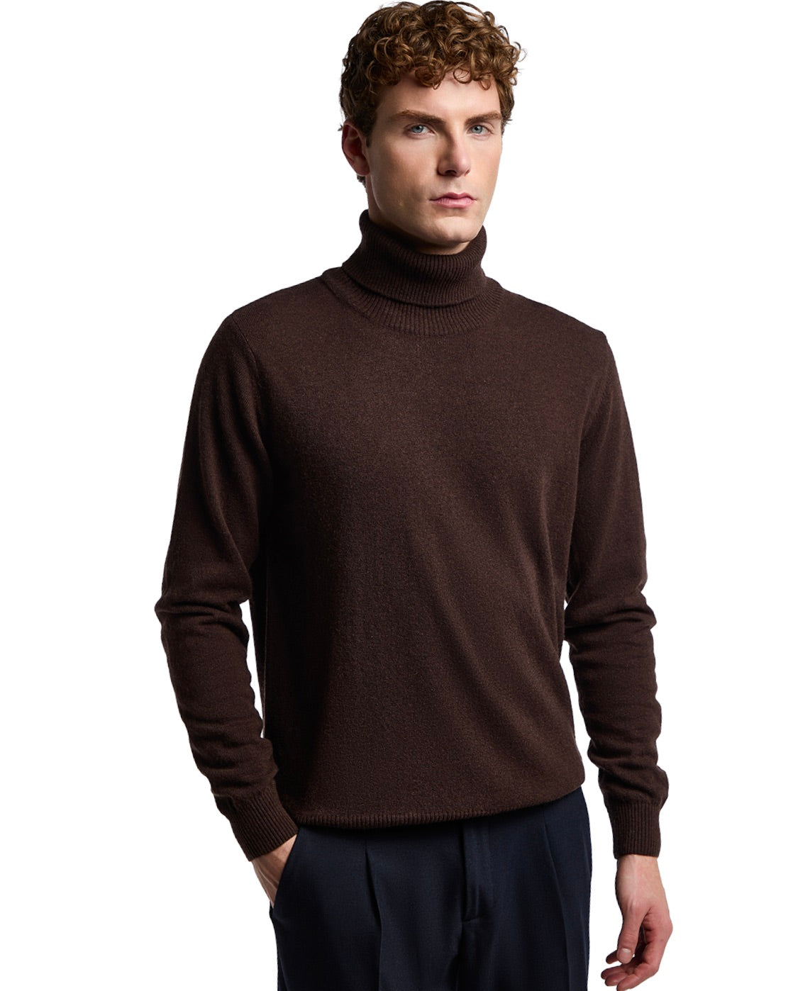 Lee turtleneck in dark brown cashmere blend