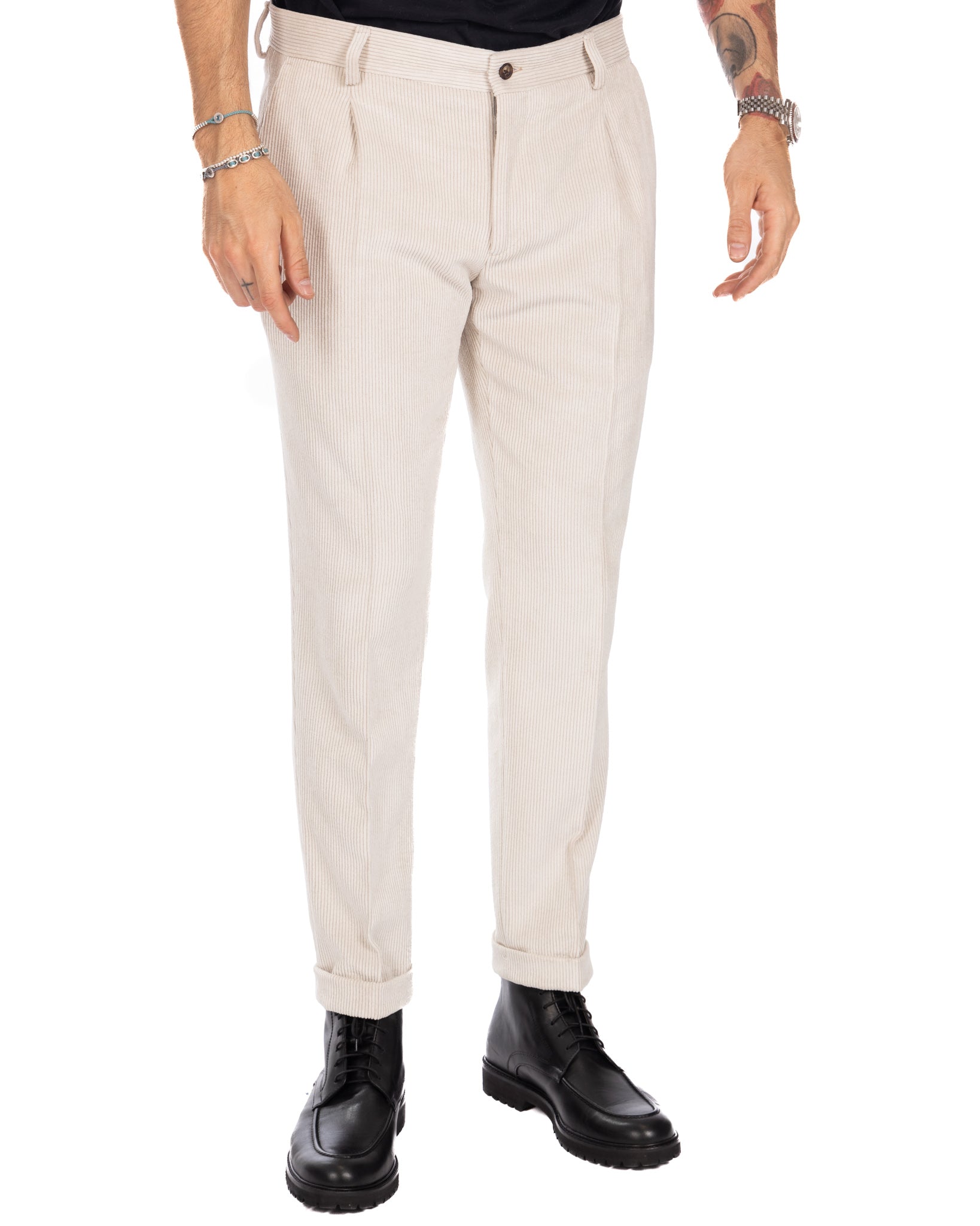 Lodi - cream trousers with velvet pleats 