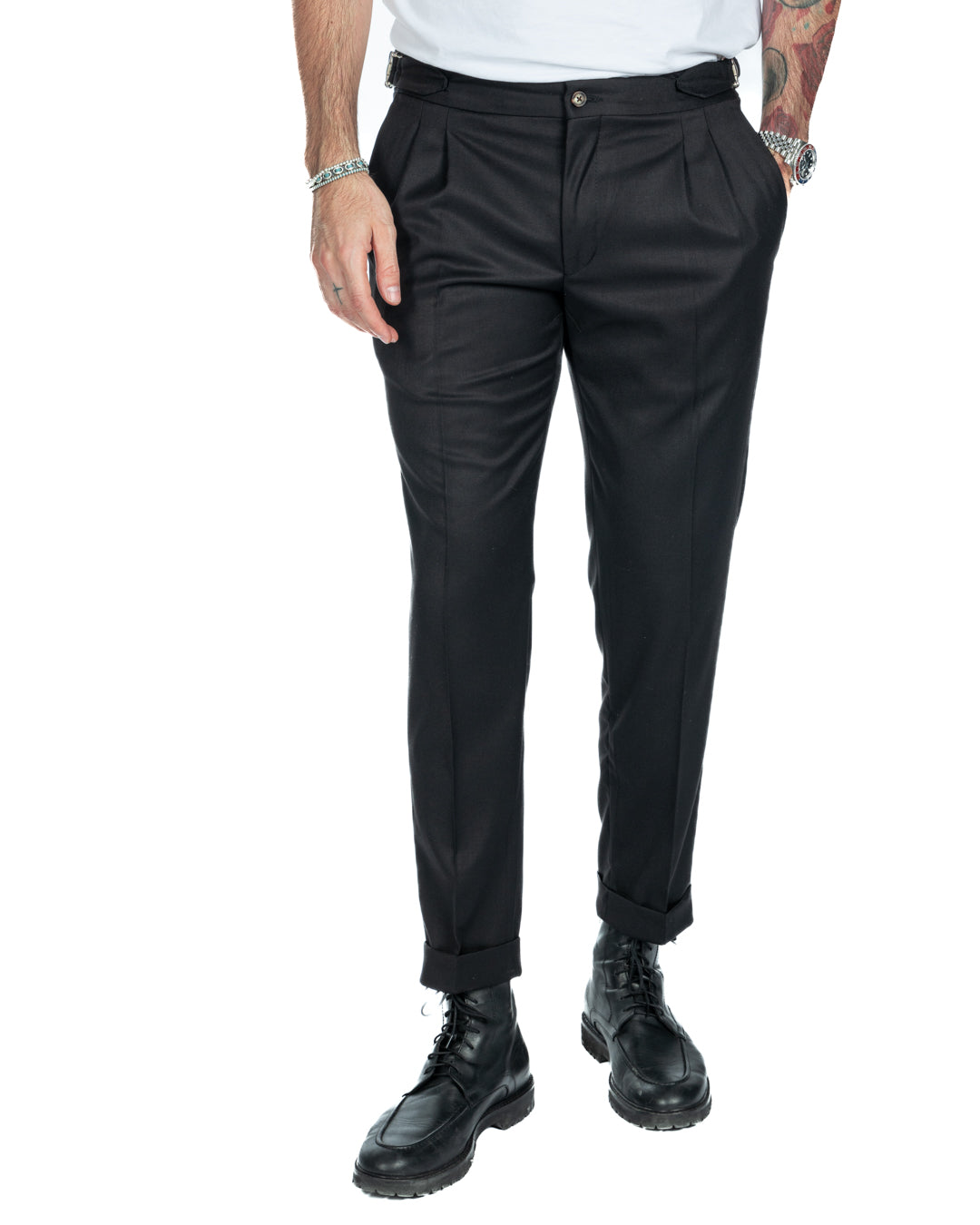 Otranto - black trousers with buckles and pleats