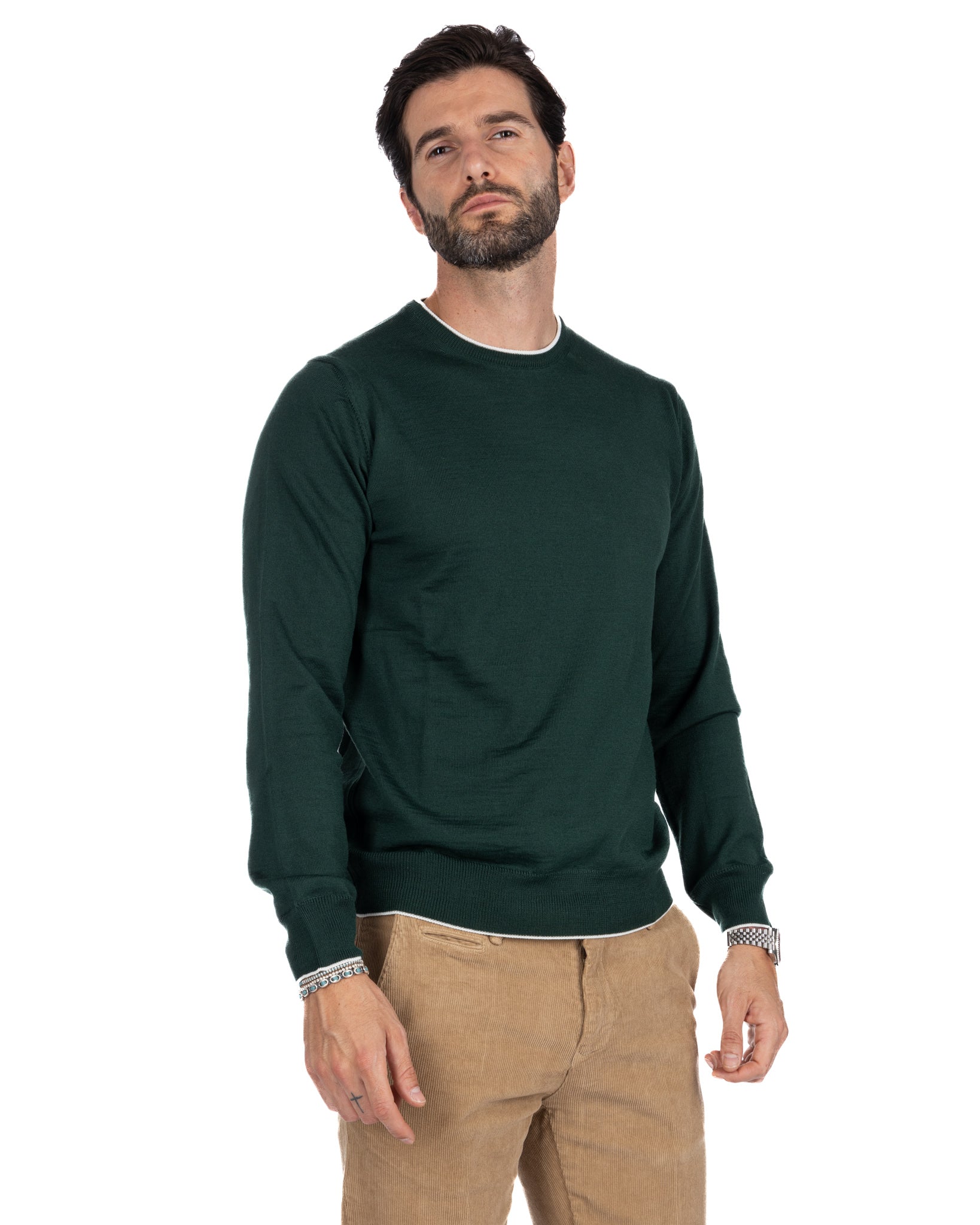 Seve - green sweater with cream edge