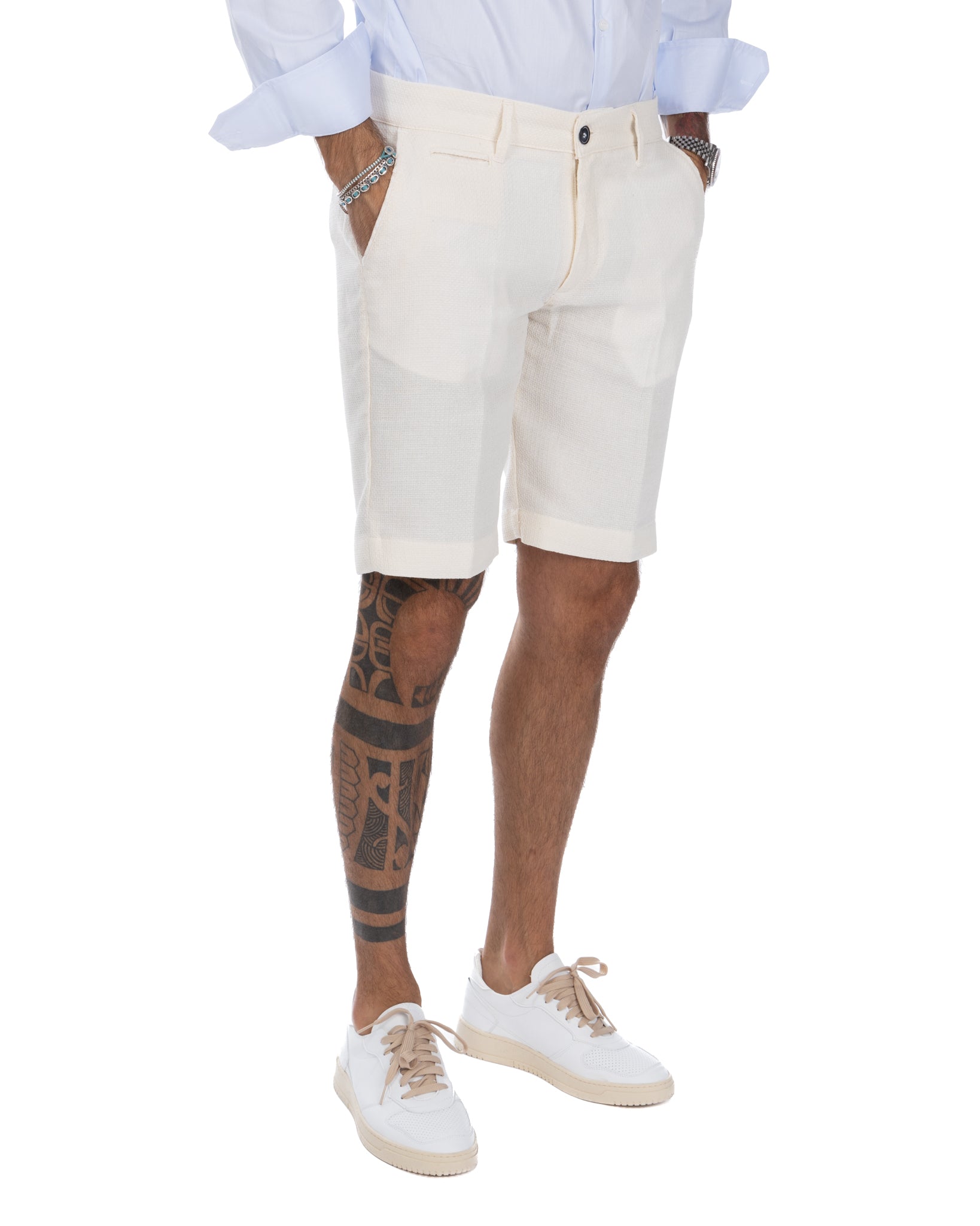 Locorotondo - cream linen and cotton Bermuda shorts