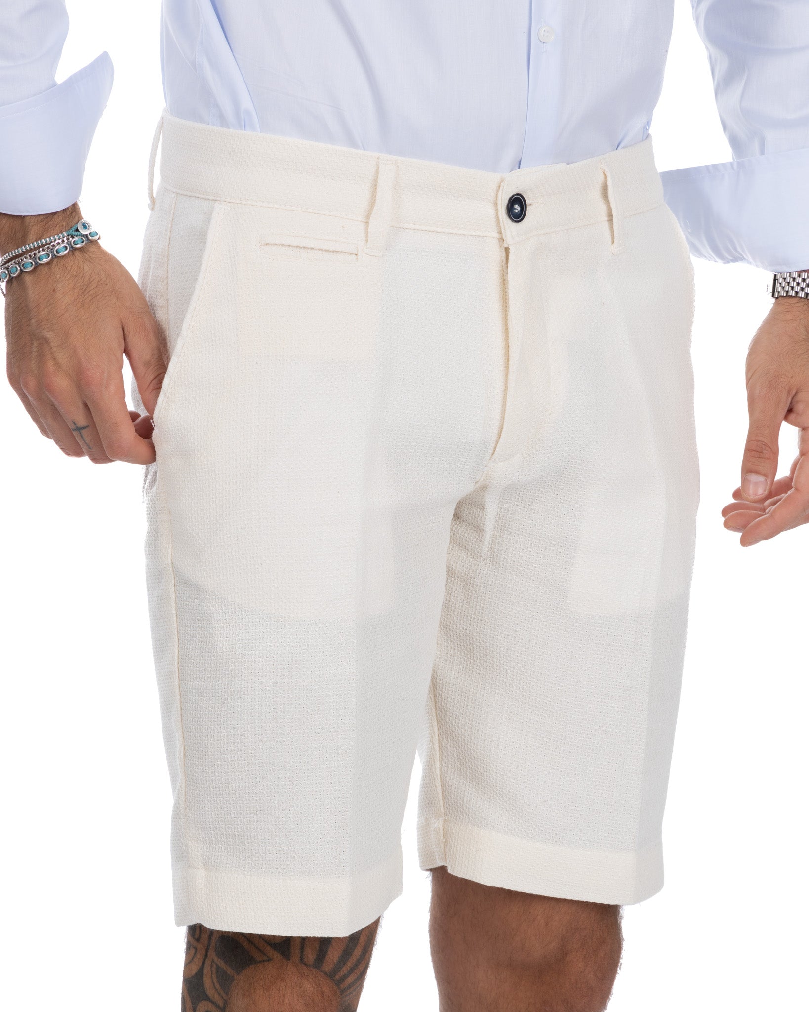 Locorotondo - cream linen and cotton Bermuda shorts