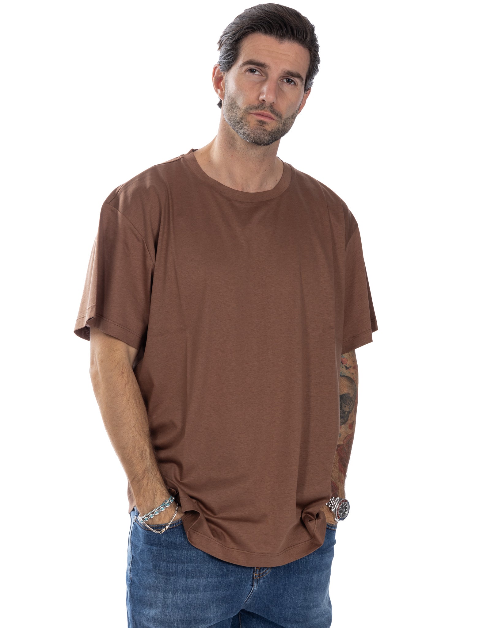 Owen - oversized camel t-shirt