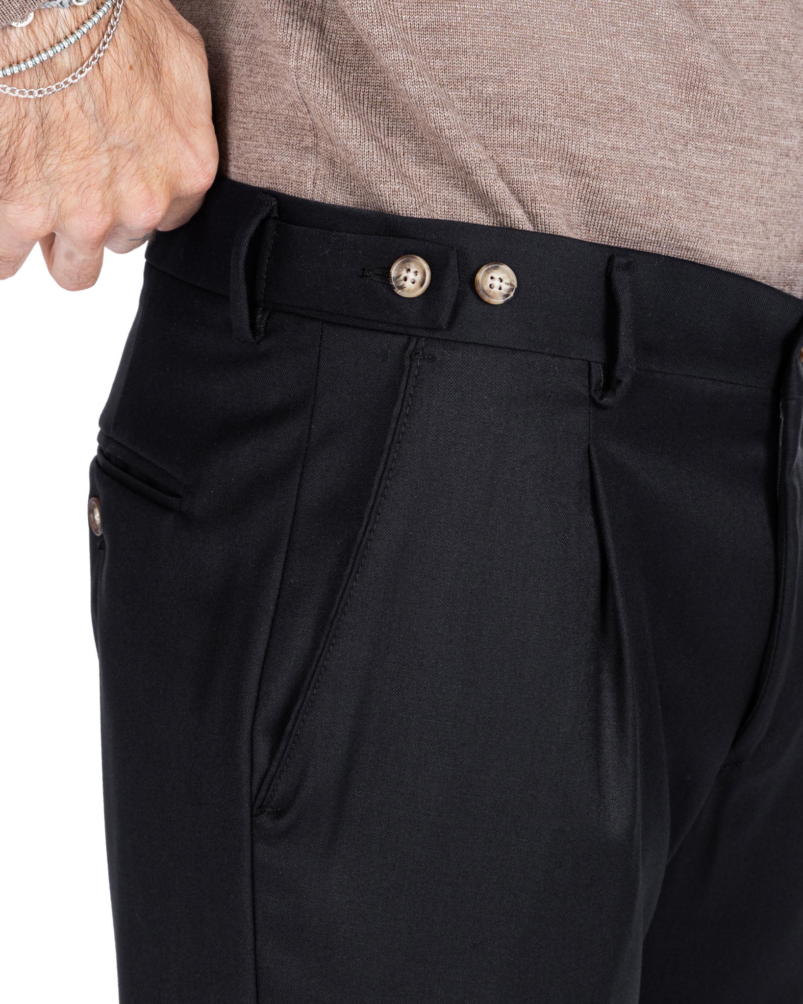 Fasano - black pleated trousers