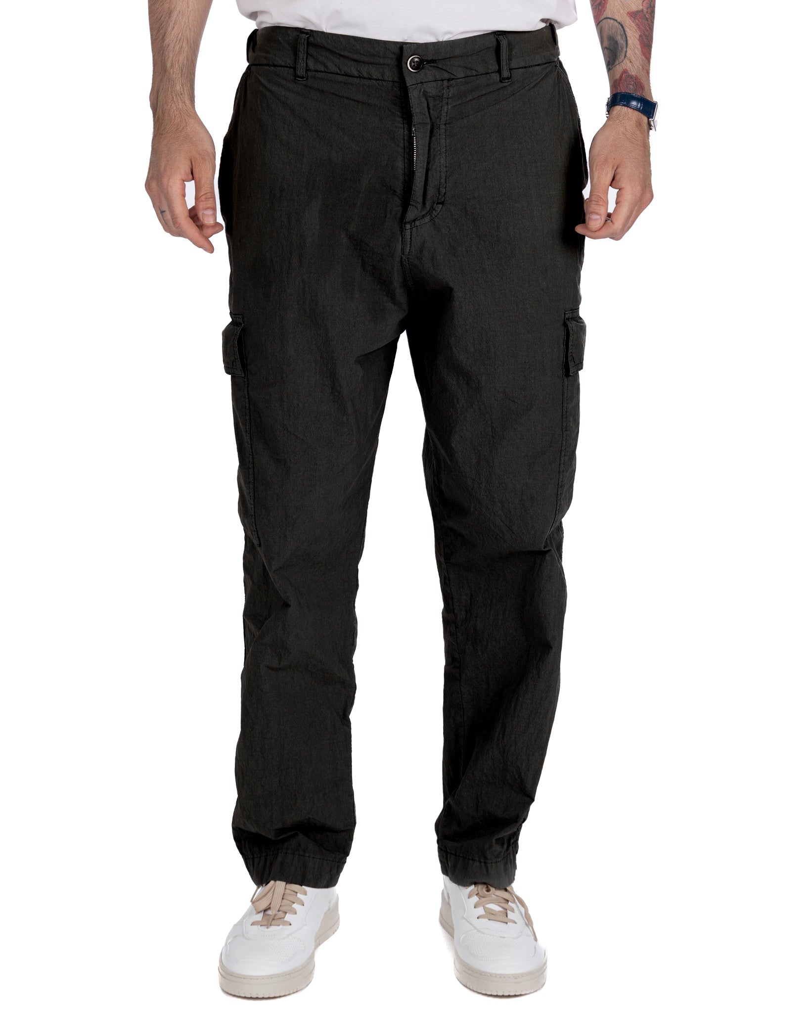 Robert - Black Armored Cargo Pants
