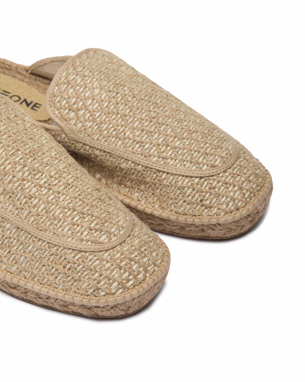 Banus camel pattern mules
