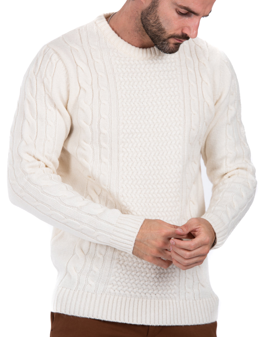 Leiden - white braided sweater