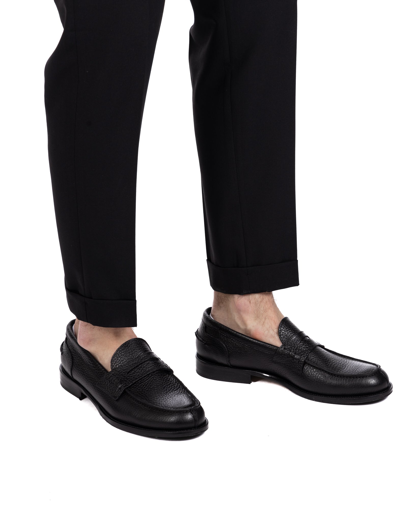 Trani - trousers with black buckles